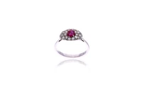 Anello con rubino e diamanti - Asta Preziosi Anello con rubino e diamanti - Asta Preziosi