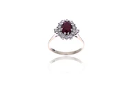 Anello con rubino e diamanti - Asta Preziosi Anello con rubino e diamanti - Asta Preziosi