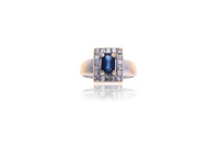 Anello con diamanti e zaffiro - Asta Preziosi Anello con diamanti e zaffiro - Asta Preziosi