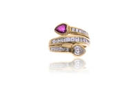 Anello con rubino e diamanti - Asta Preziosi Anello con rubino e diamanti - Asta Preziosi
