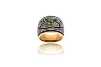 Anello con diamanti, smeraldi e zaffiri - Asta Preziosi Anello con diamanti, smeraldi e zaffiri - Asta Preziosi