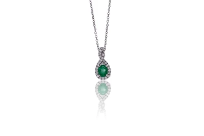 Collana con smeraldo e diamanti - Asta Preziosi