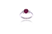 Anello con diamanti e pietra - Asta Preziosi Anello con diamanti e pietra - Asta Preziosi