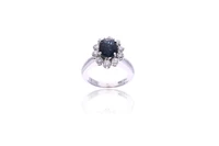 Anello con diamanti e pietra - Asta Preziosi Anello con diamanti e pietra - Asta Preziosi