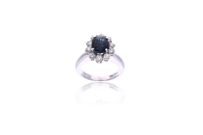 Anello con diamanti e pietra - Asta Preziosi Anello con diamanti e pietra - Asta Preziosi