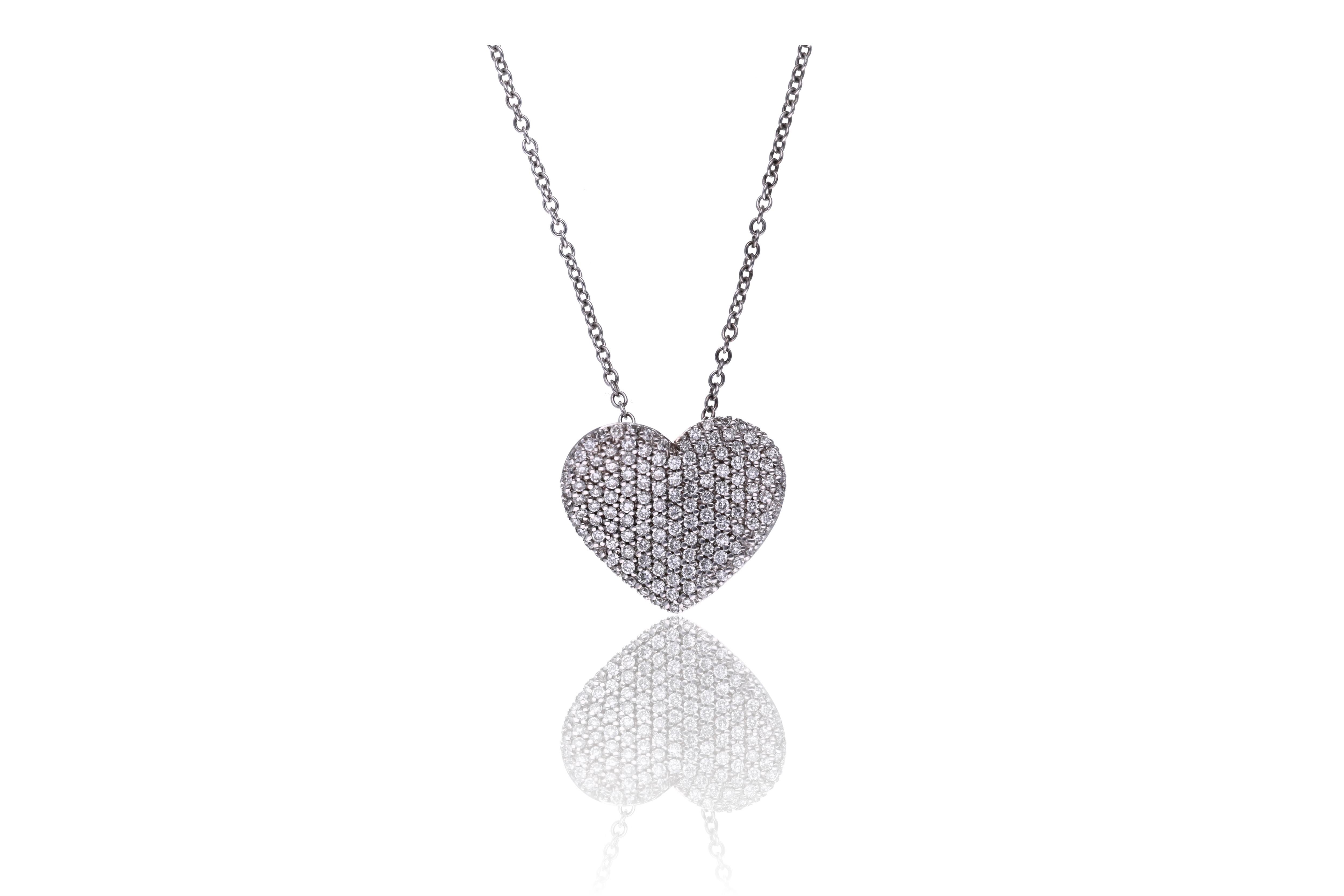Collana e ciondolo con diamanti - Asta Preziosi