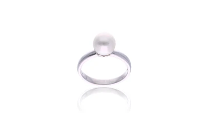 Asayo Casa Damiani, anello con perla coltivata - Asta Preziosi Asayo Casa Damiani, anello con perla coltivata - Asta Preziosi