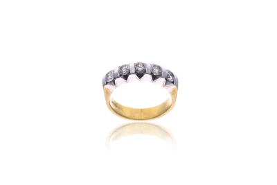 Anello con diamanti - Asta Preziosi