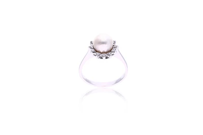 Anello con diamanti e perla - Asta Preziosi