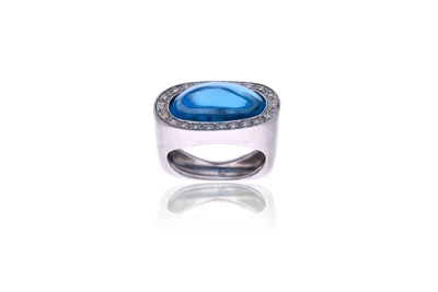 Anello con pietra e diamanti - Asta Preziosi