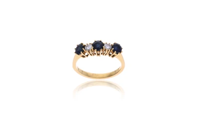 Anello con zaffiri e diamanti - Asta Preziosi