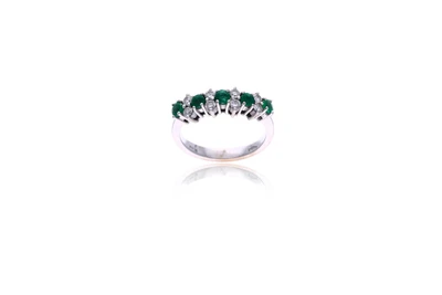 Anello con diamanti e smeraldi - Asta Preziosi