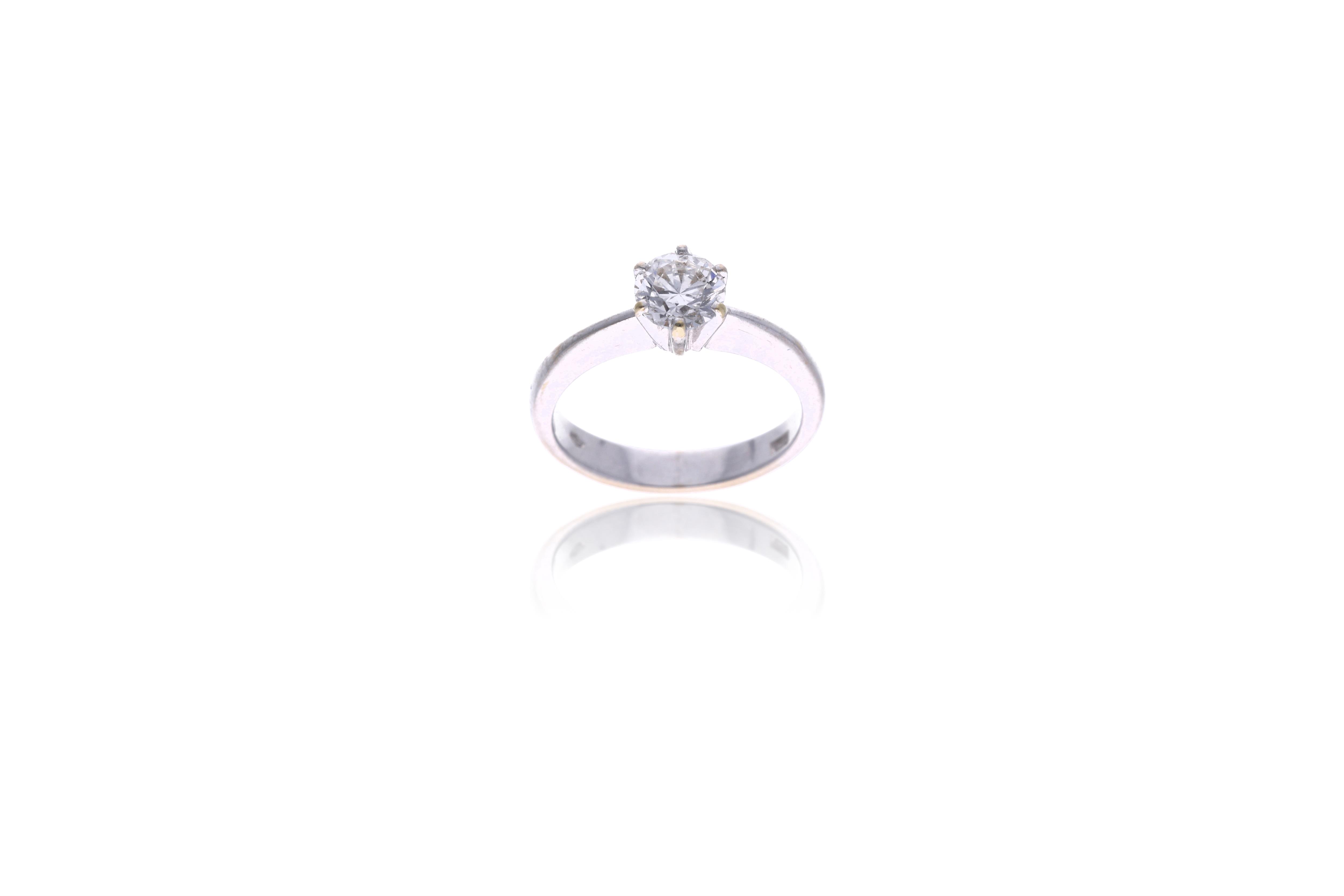 Anello con diamante - Asta Preziosi