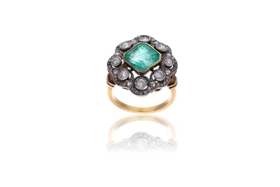 Anello con smeraldo e diamanti - Asta Preziosi Anello con smeraldo e diamanti - Asta Preziosi