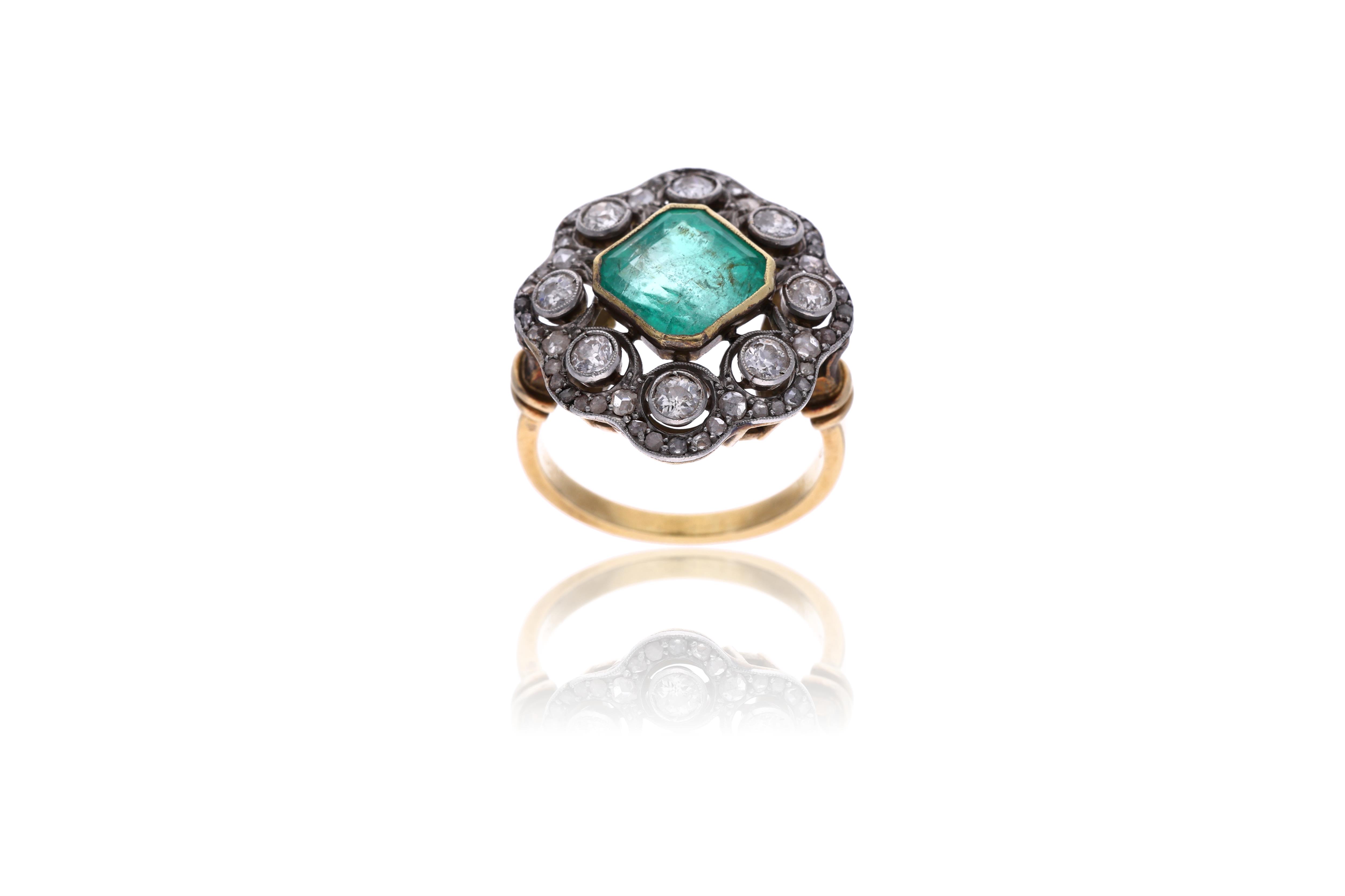 Anello con smeraldo e diamanti - Asta Preziosi