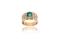 Anello con smeraldo e diamanti - Asta Preziosi Anello con smeraldo e diamanti - Asta Preziosi