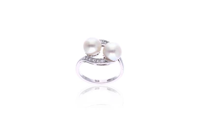 Anello con diamanti e perle - Asta Preziosi Anello con diamanti e perle - Asta Preziosi
