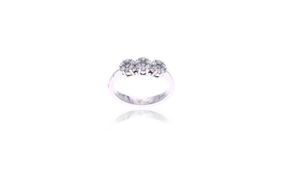 Anello con diamanti e pietra - Asta Preziosi Anello con diamanti e pietra - Asta Preziosi