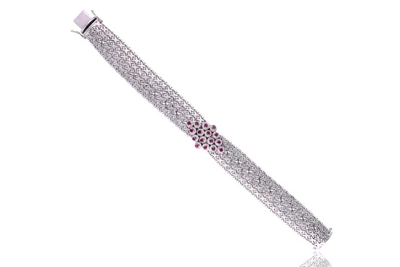 Bracciale con pietre in oro - Asta Preziosi Bracciale con pietre in oro - Asta Preziosi