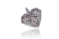 Ciondolo a forma di cuore con diamanti - Asta Preziosi