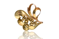 Spilla con diamanti e zaffiri - Asta Preziosi Spilla con diamanti e zaffiri - Asta Preziosi