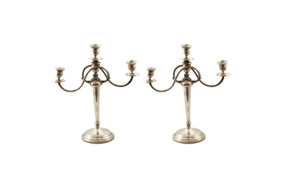 Coppia di candelabri in argento - Asta Preziosi Coppia di candelabri in argento - Asta Preziosi