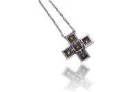 Collana e ciondolo con diamanti e pietre - Asta Preziosi