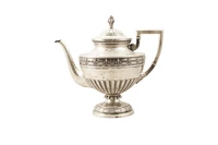 Teiera con coperchio in argento - Asta Preziosi