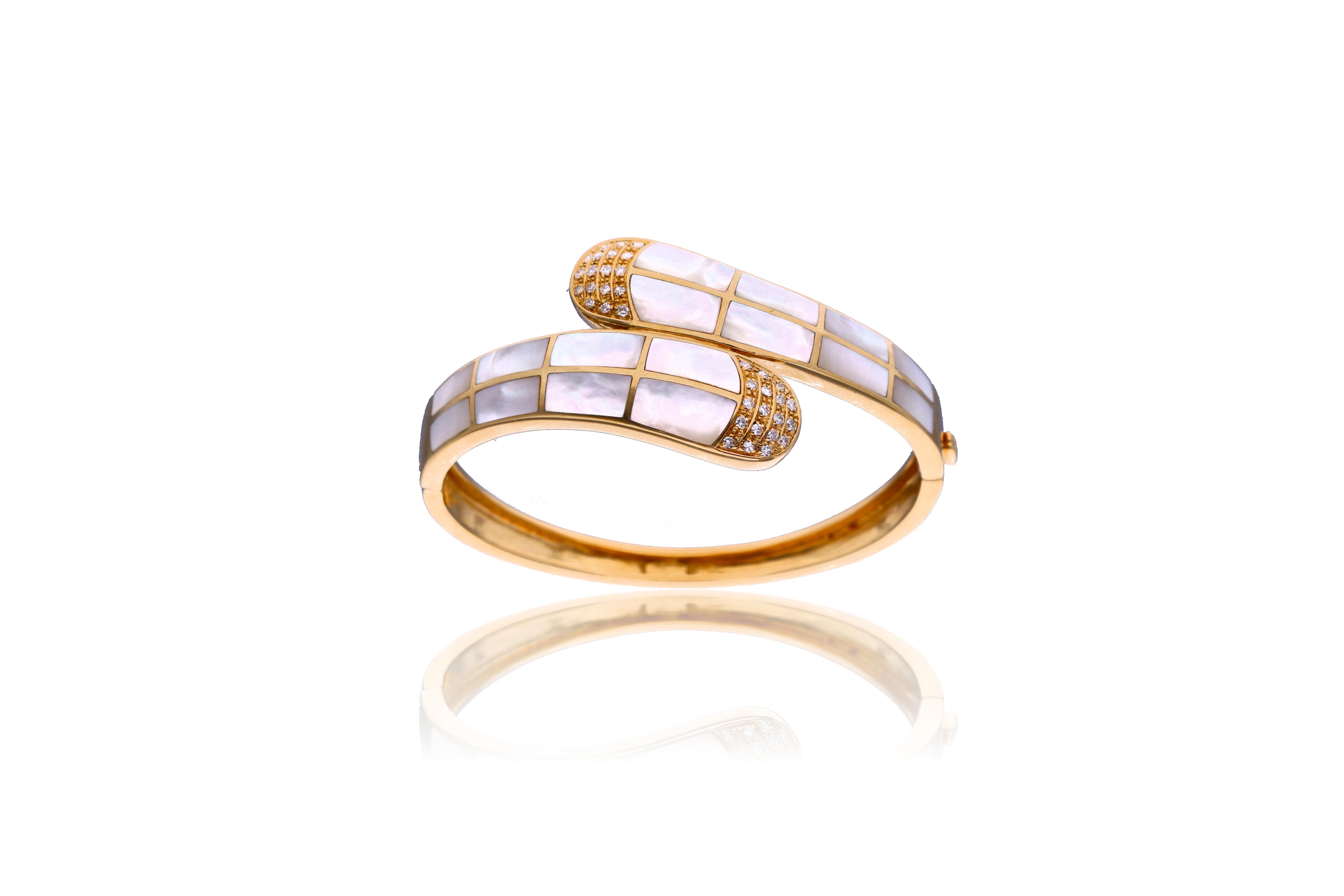 Bracciale con diamanti e madreperla - Asta Preziosi