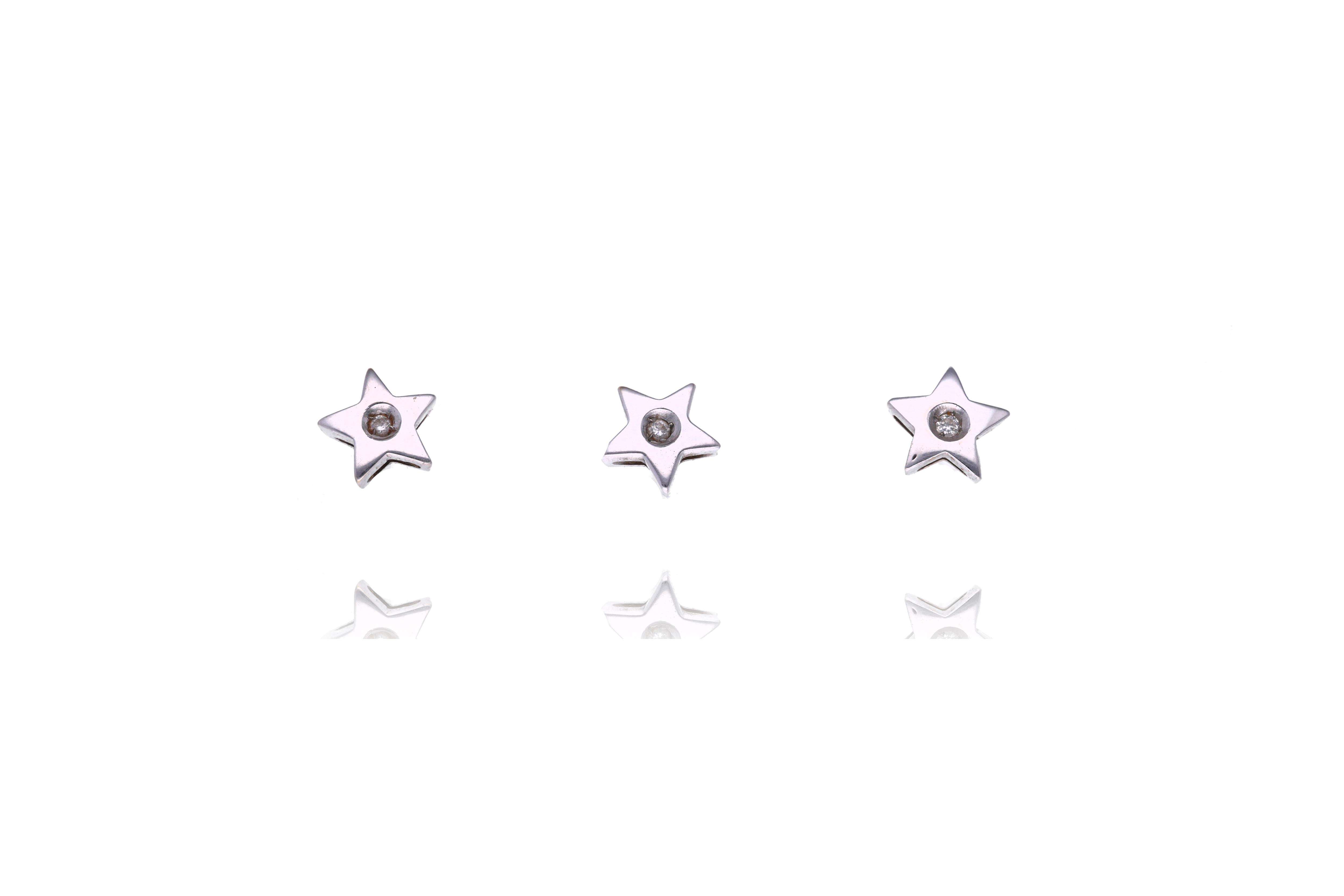 Paio di orecchini e ciondolo con diamanti - Asta Preziosi