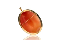 Spilla/ciondolo con cammeo su conchiglia - Asta Preziosi