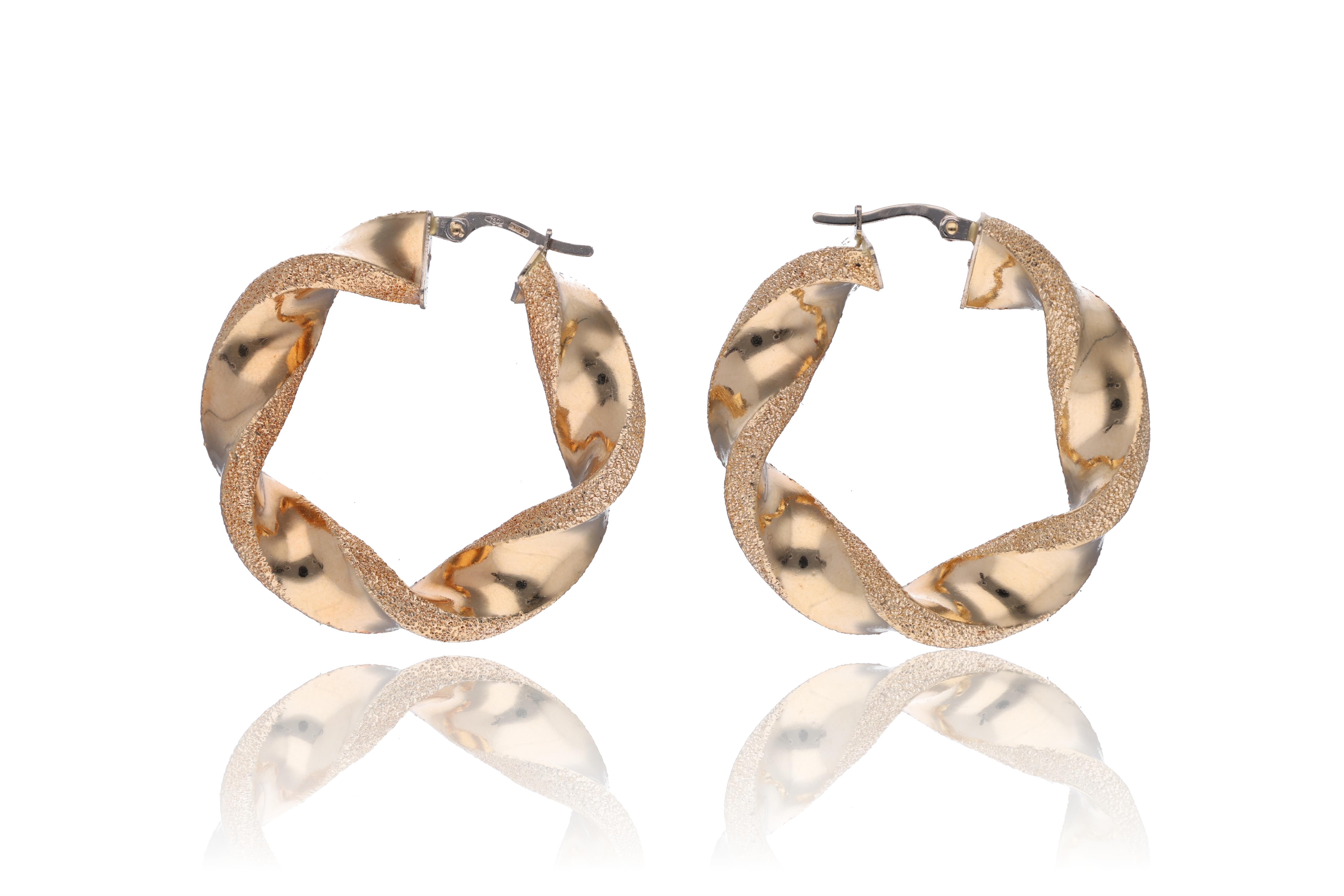 Orecchini in oro - Asta Preziosi