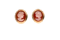 Paio di orecchini con cammei - Asta Preziosi