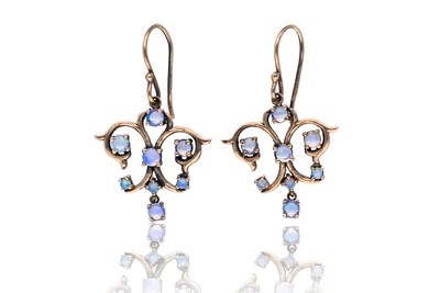 Paio di orecchini con opali - Asta Preziosi