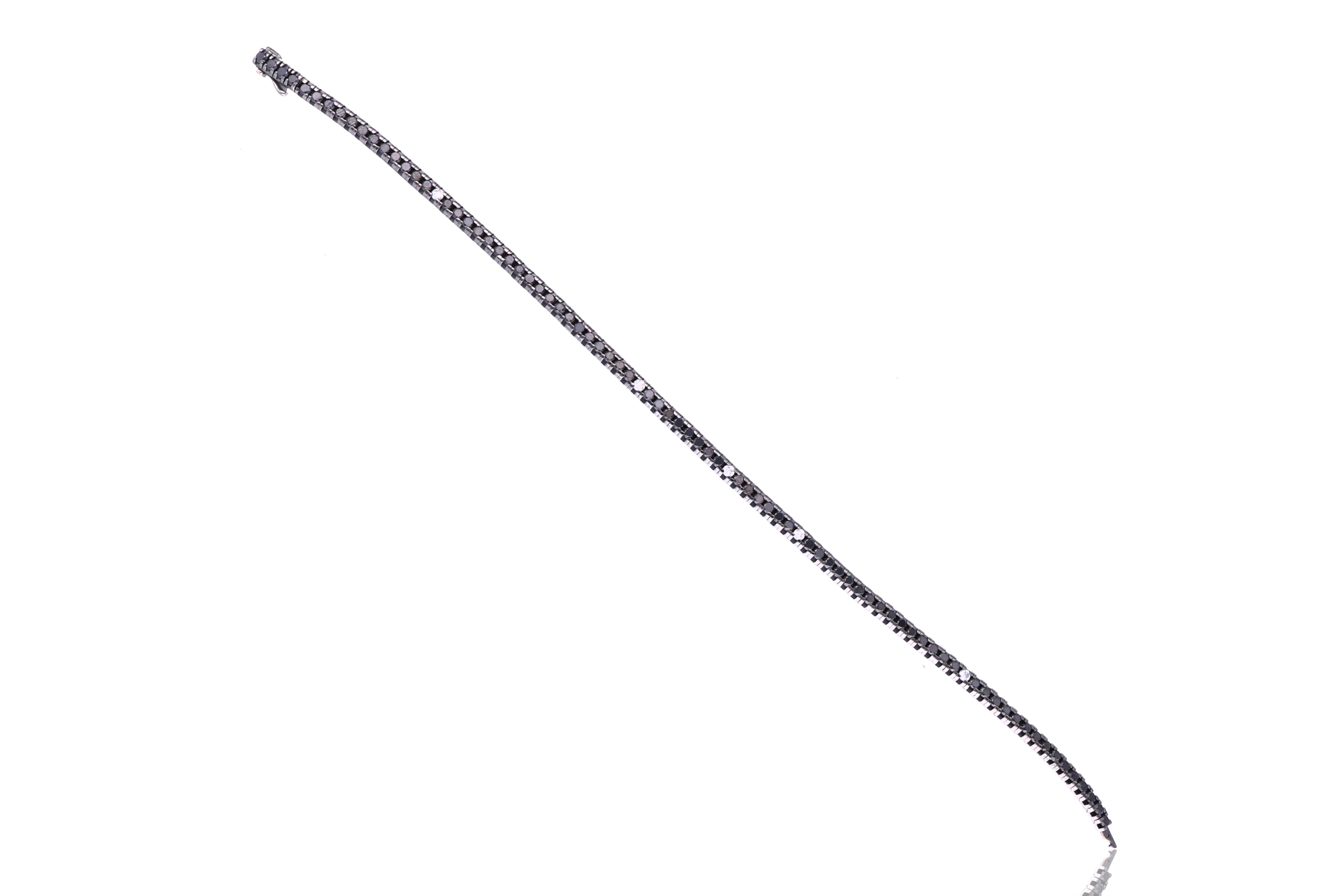 Bracciale con diamanti, diamanti neri e pietra - Asta Preziosi