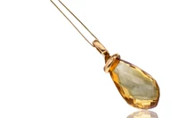 Ciondolo con quarzo citrino in oro e collana in argento - Asta preziosi