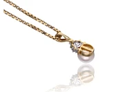 Collana, ciondolo con diamanti e perle coltivate - Asta preziosi