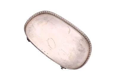 Vassoio in argento 800 - Asta preziosi