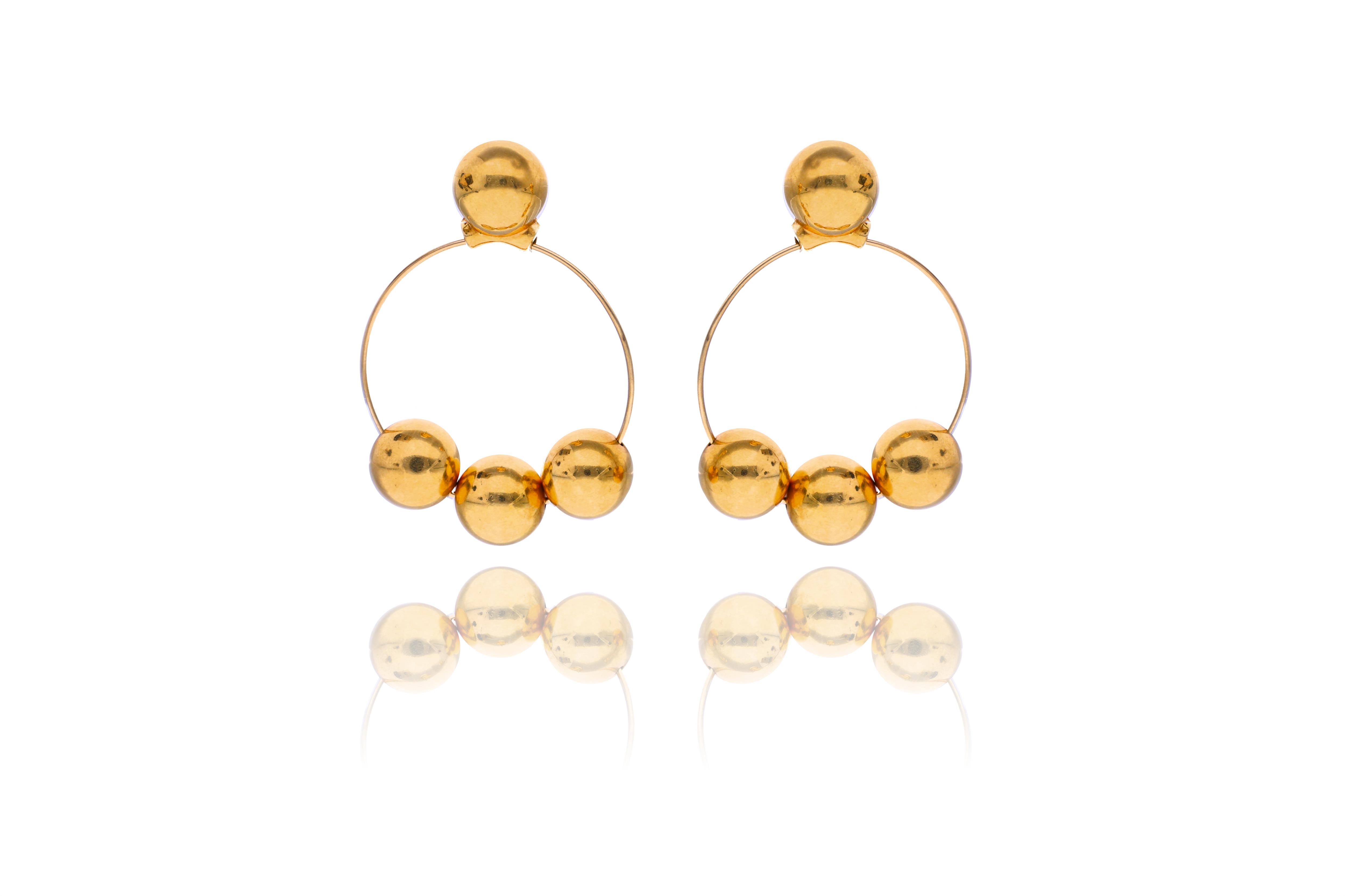 Paio di orecchini in oro - Asta preziosi