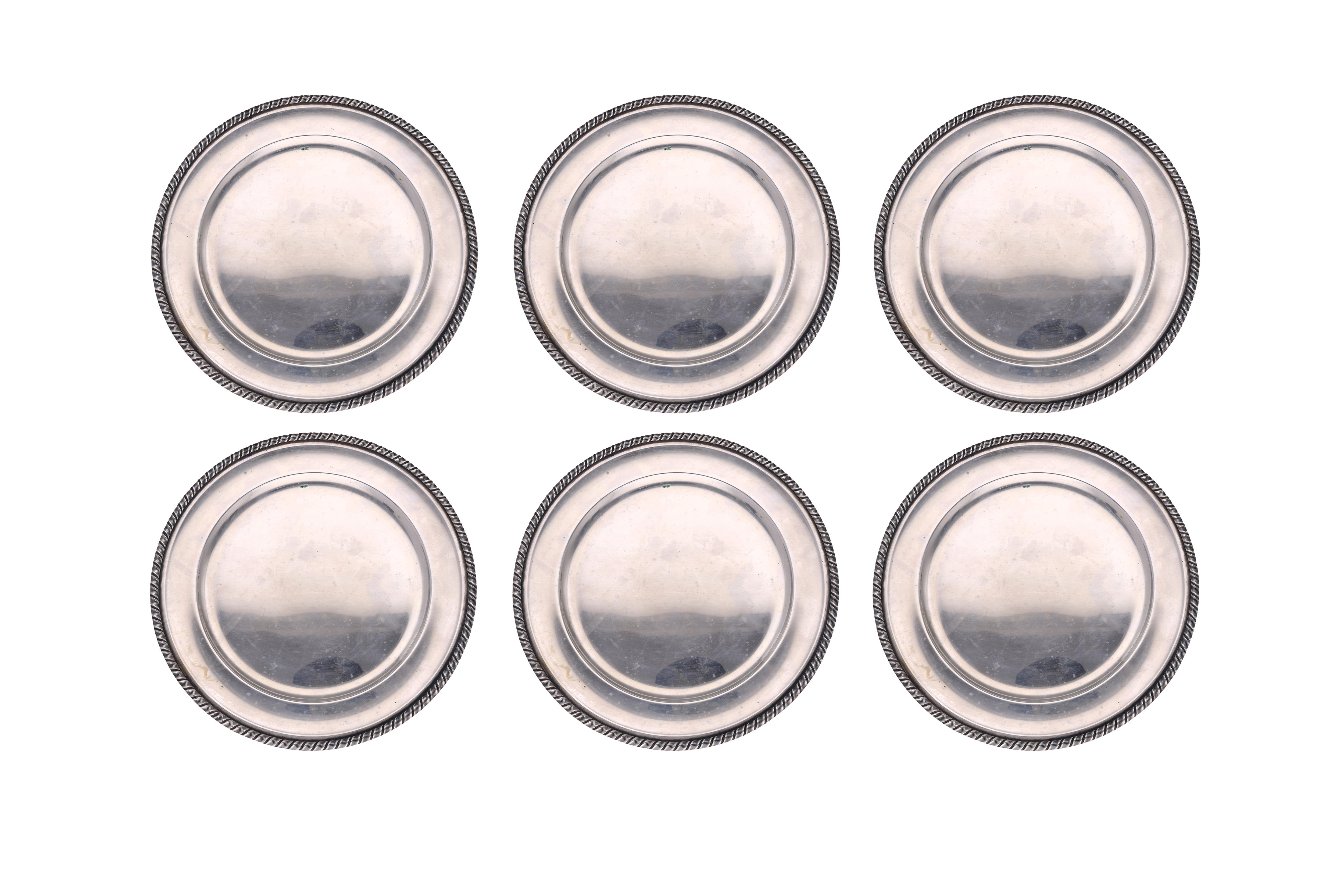 Sei piattini in argento - Asta Preziosi