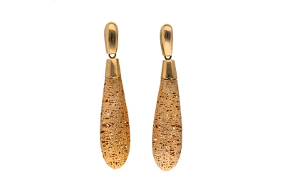 Paio di orecchini in oro - Asta Preziosi