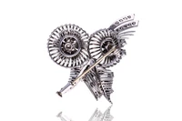 Spilla con diamanti e zaffiri - Asta Preziosi