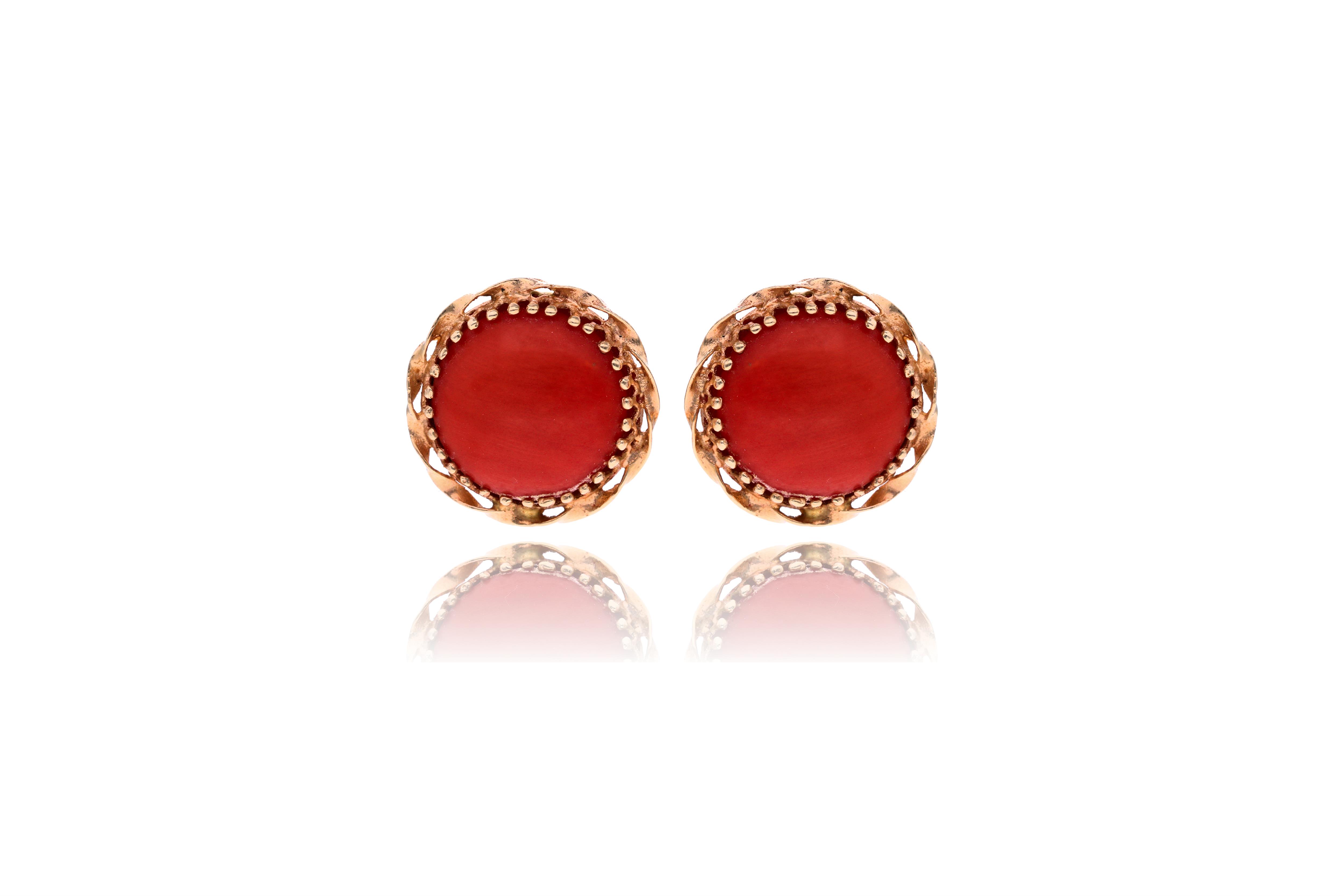 Paio di orecchini con corallo - Asta Preziosi