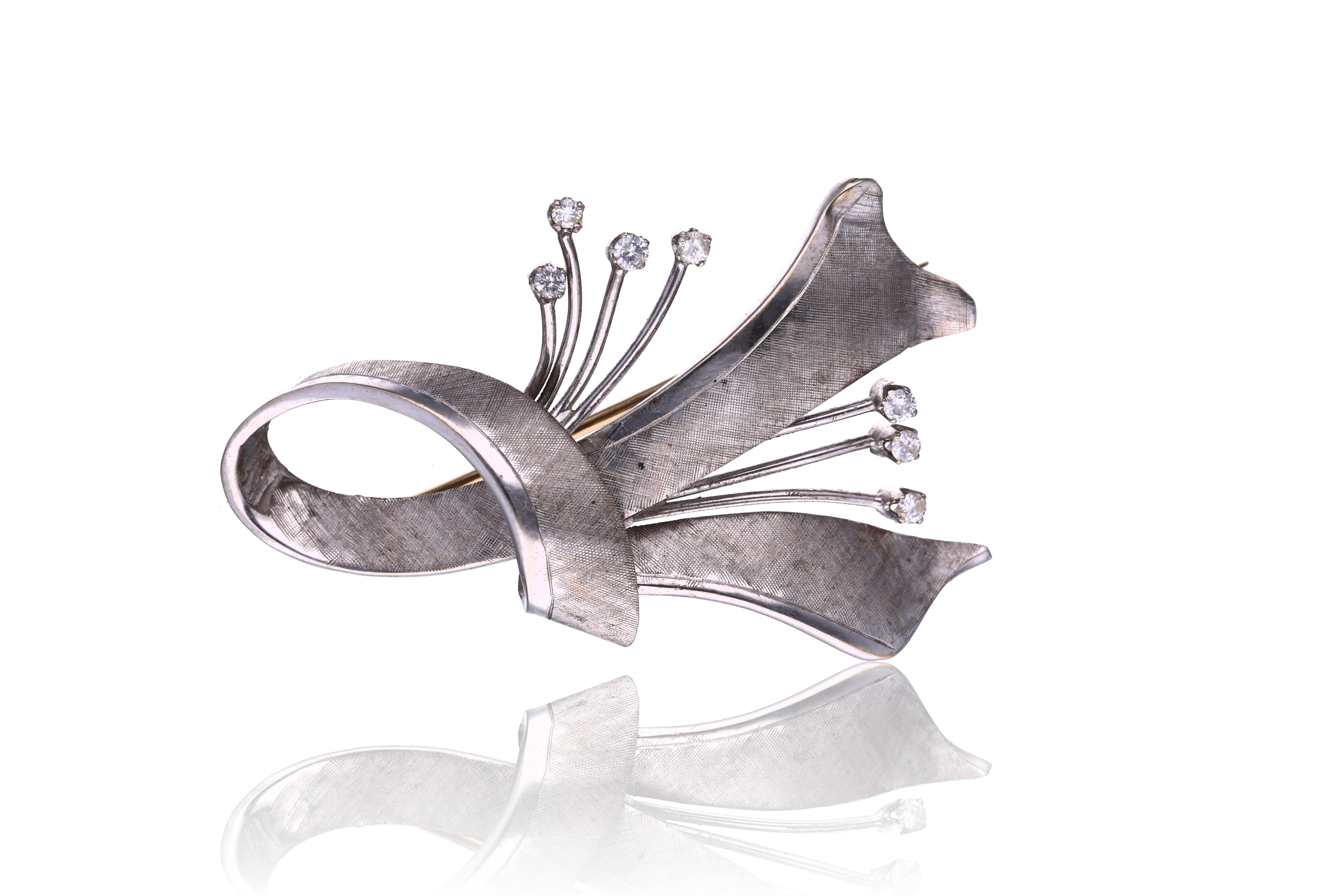 Spilla con diamanti - Asta Preziosi