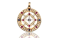 Ciondolo con diamante, rubini, zaffiri e perline - Asta Preziosi