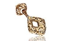 Paio di orecchini in oro - Asta Preziosi