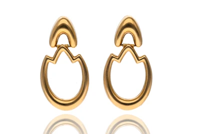 Paio di orecchini in oro - Asta Preziosi