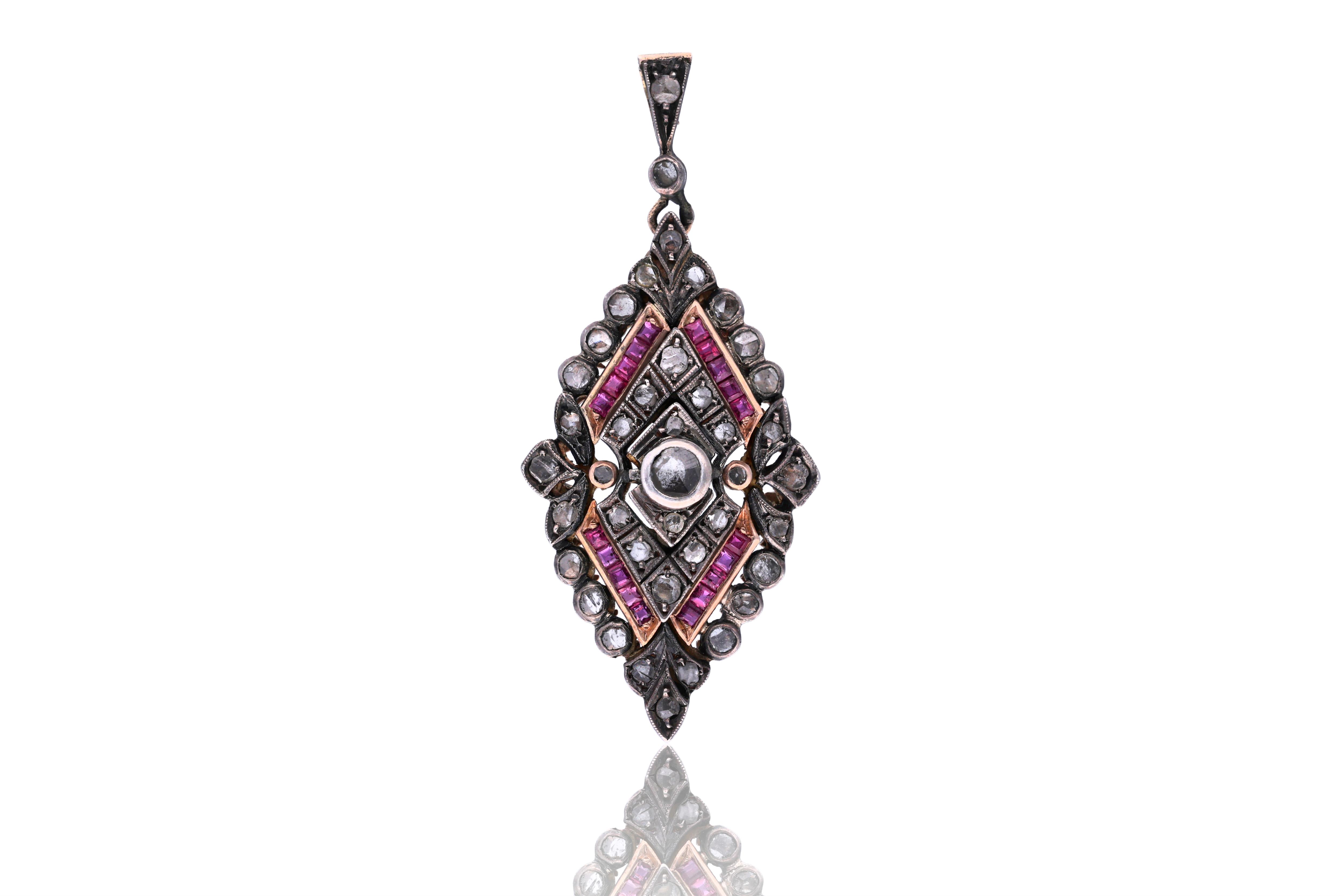 Ciondolo con diamanti e rubini - Asta Preziosi