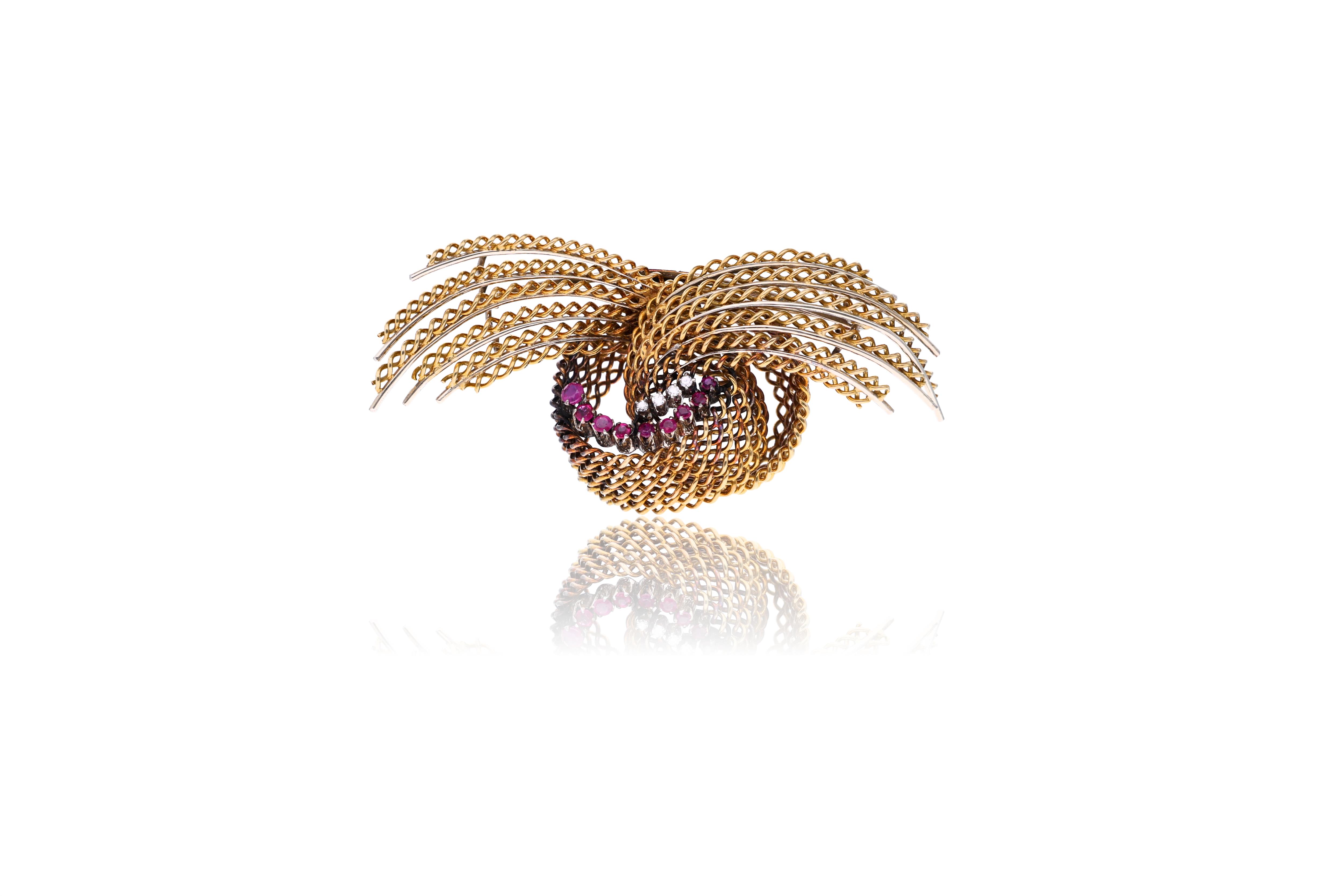 Spilla con pietre e diamanti - Asta Preziosi