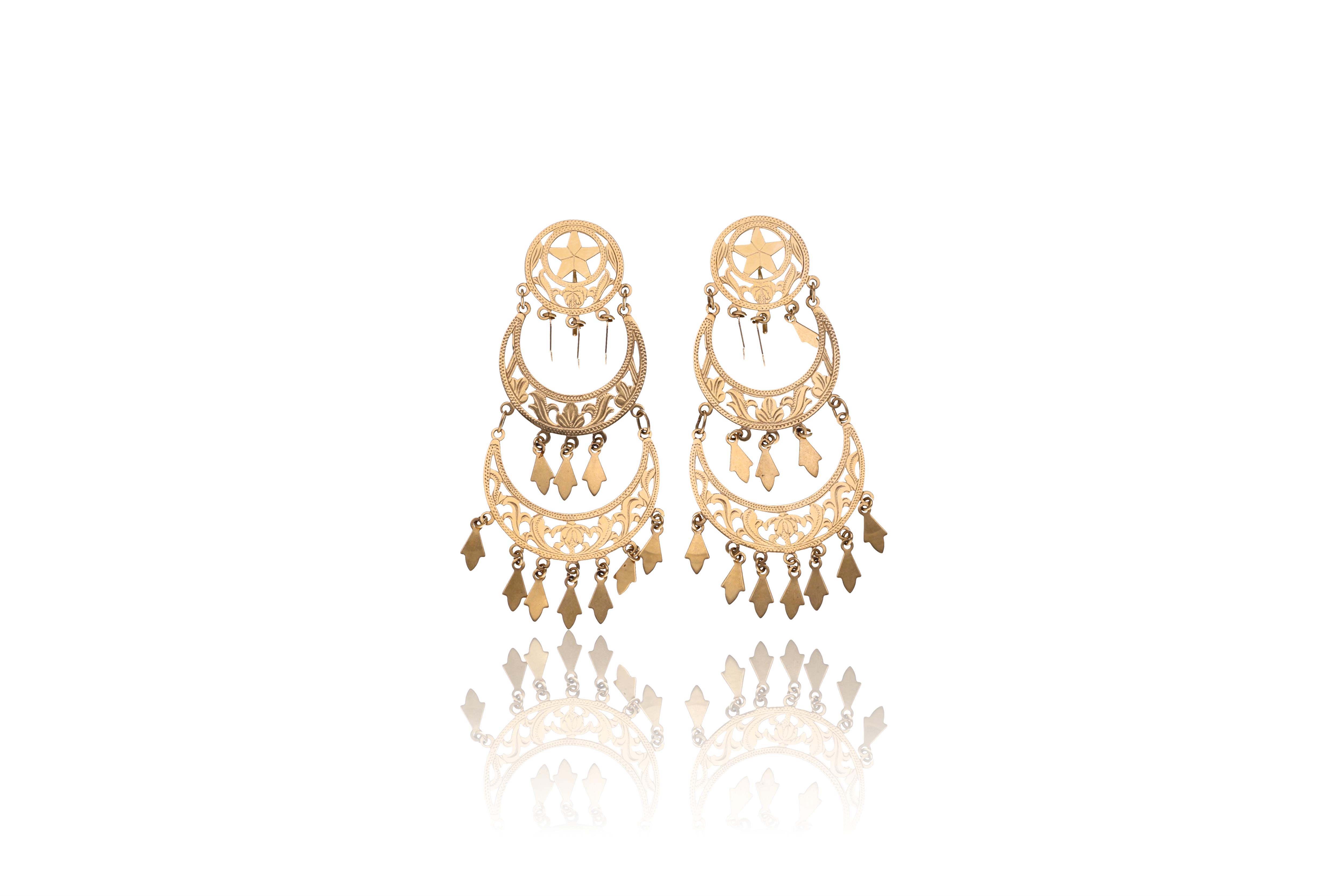 Due orecchini in oro - Asta Preziosi